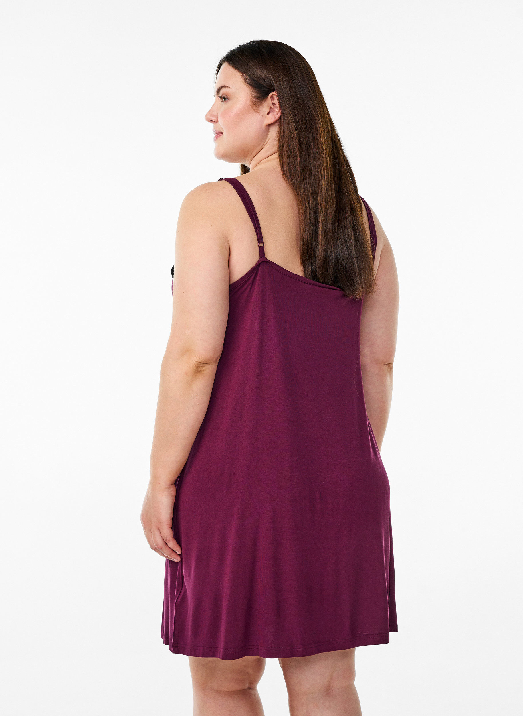 ZizziNattkjole i viskose med blondekant, M&oslash;rk Bordeaux, Model image number 2