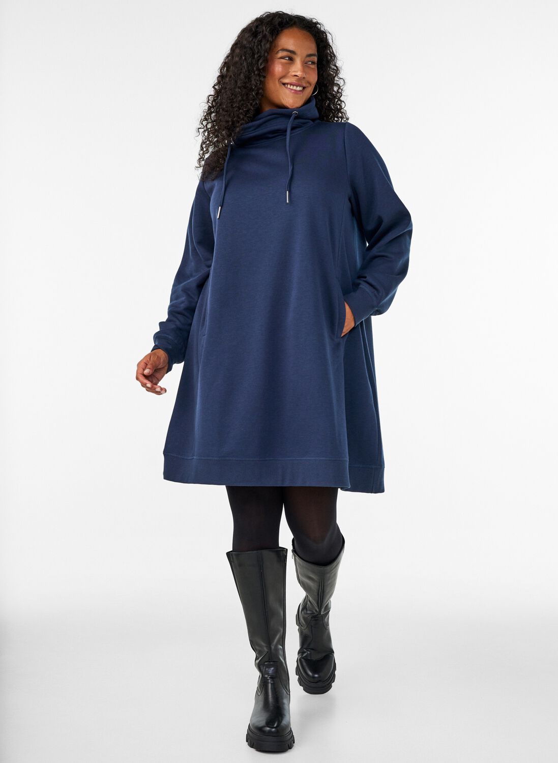 ZizziAvslappet marinebl&aring; eleganse, , Model