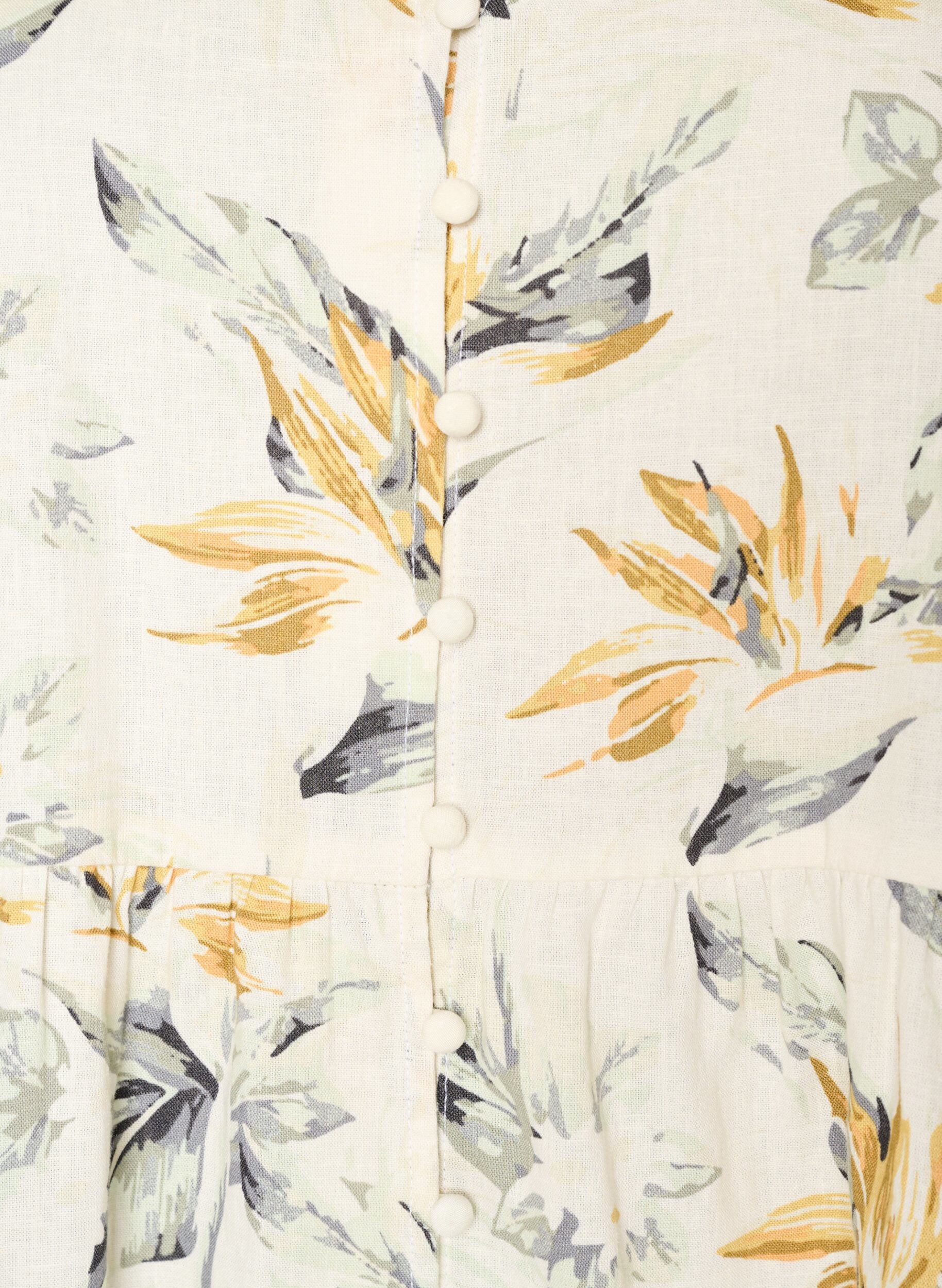 Zizzi Bluse i lin og viskose med V-hals og knappelukking, Hvit, Packshot image number 2