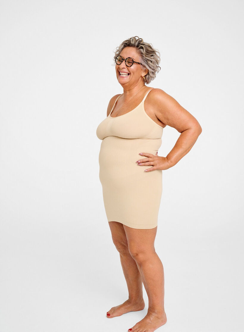 Shapewear kjole Shop the look Zizzi