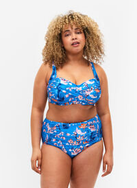 Bikinitruse med mønster og ekstra høyt liv, Bright Blue Print, Model