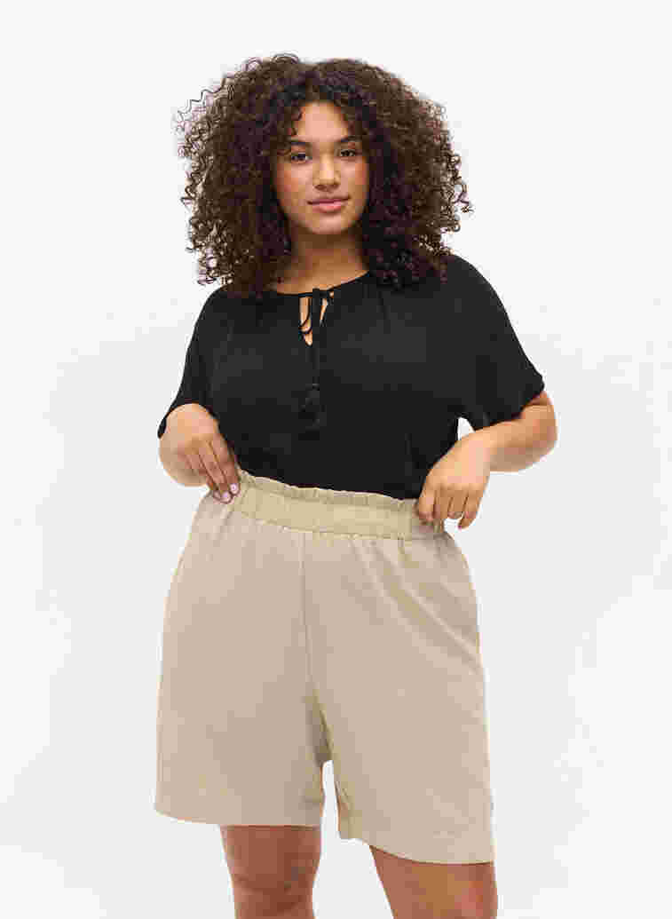 Løse shorts i viskose, Oxford Tan, Model image number 2