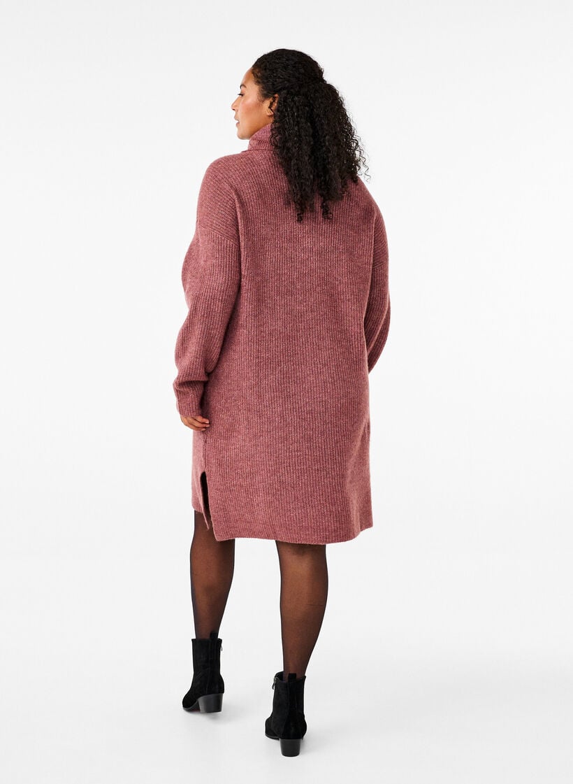 Strikket kjole med h&oslash;y hals, Rosa, Model image number 2
