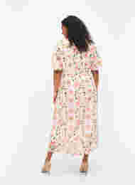 Kortermet midikjole med blomstermønster, White w. Pink Flower, Model