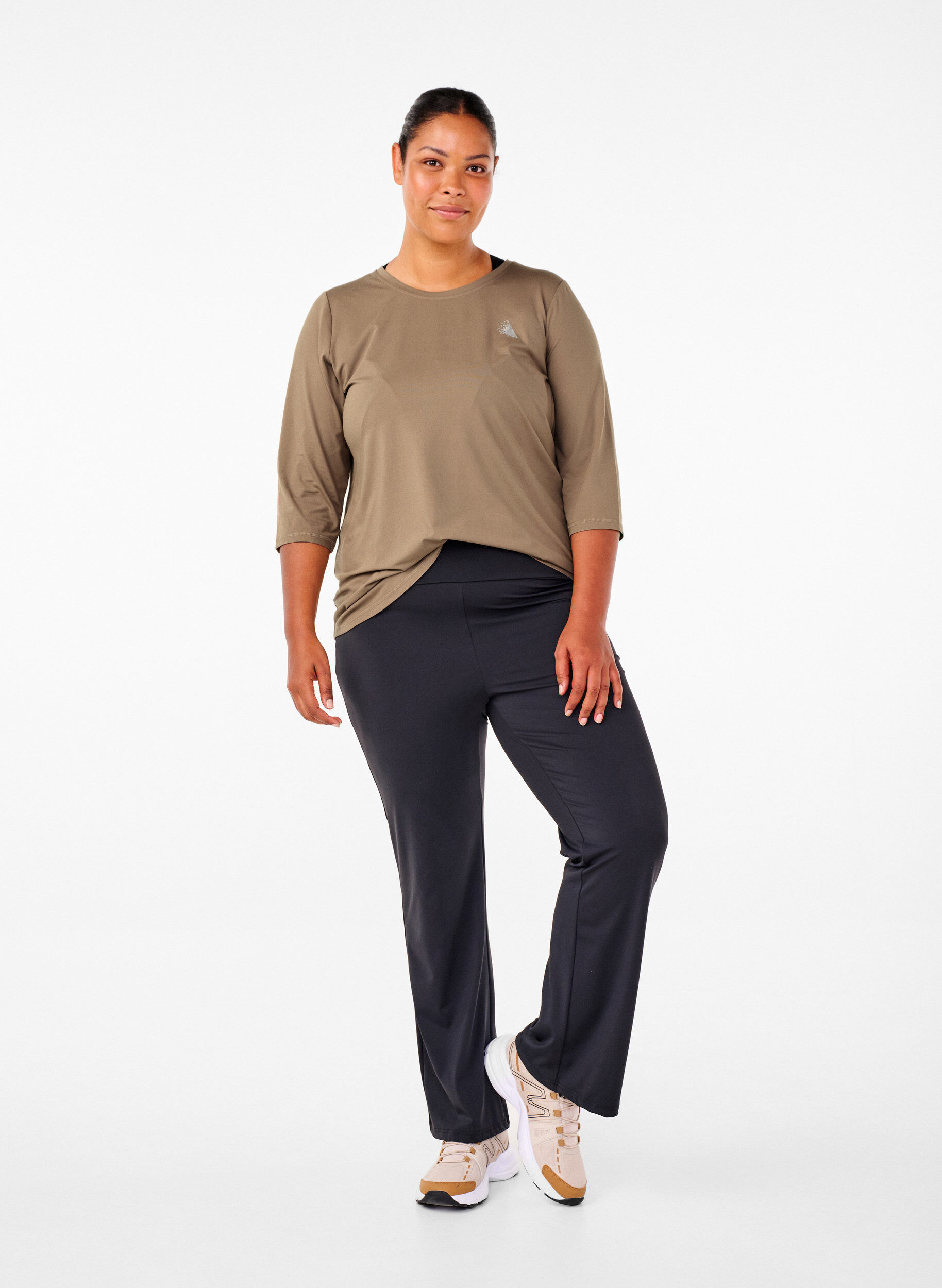 Zizzi Treningsbluse med 3/4-ermer, Beige, Model image number 1