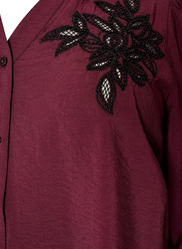 Skjortebluse med broderte blomsterapplikasjoner, R&oslash;d, Packshot image number 2