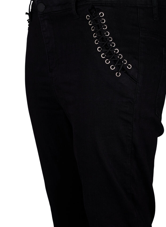 Super slim Amy jeans med sn&oslash;redetaljer, Black, Packshot image number 2