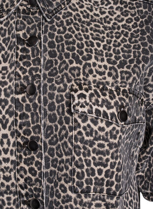 Zizzi Denimskjorte med leopardmønster og korte ermer, Leopard, Packshot image number 2