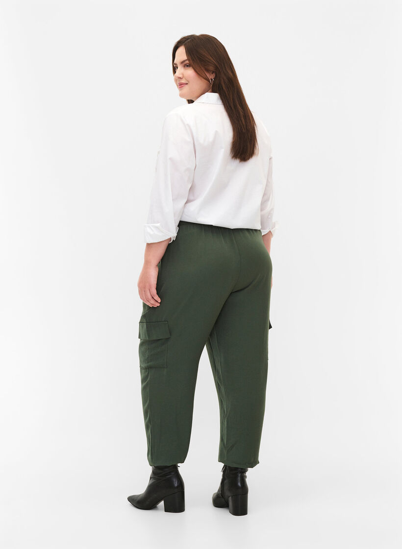 Bukse med cargo-lommer, Thyme, Model image number 1