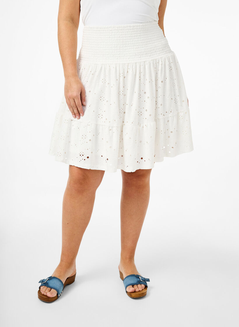 Skjørt med vaffelsøm og hullmønster, Bright White, Model image number 2
