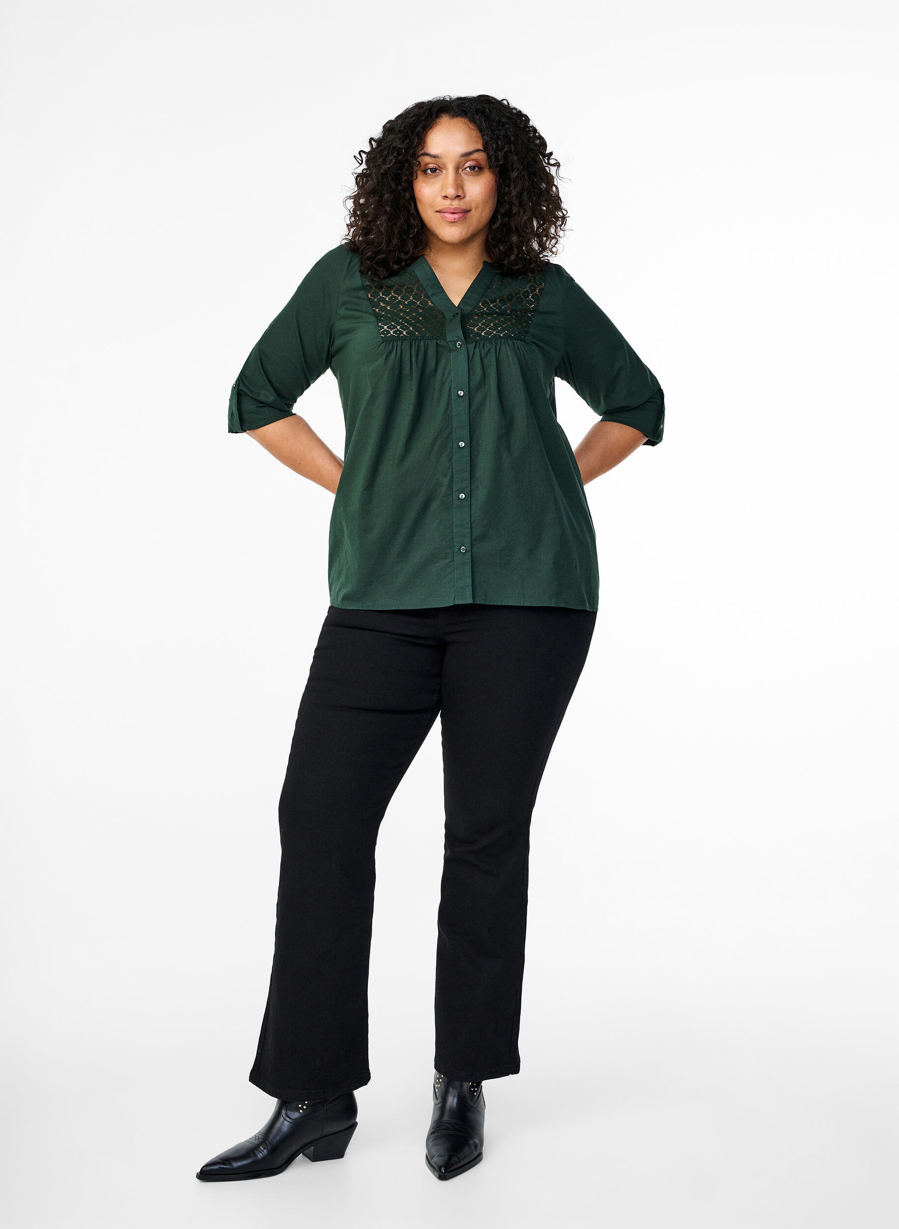 Zizzi FLASH &ndash; skjorte med hekledetaljer, Scarab, Model image number 2