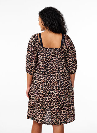 Zizzi Strandkjole i viskose med trykk, Beige, Model image number 2
