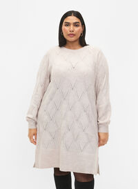 Langermet strikkekjole med hullmønster, Birch Mel., Model