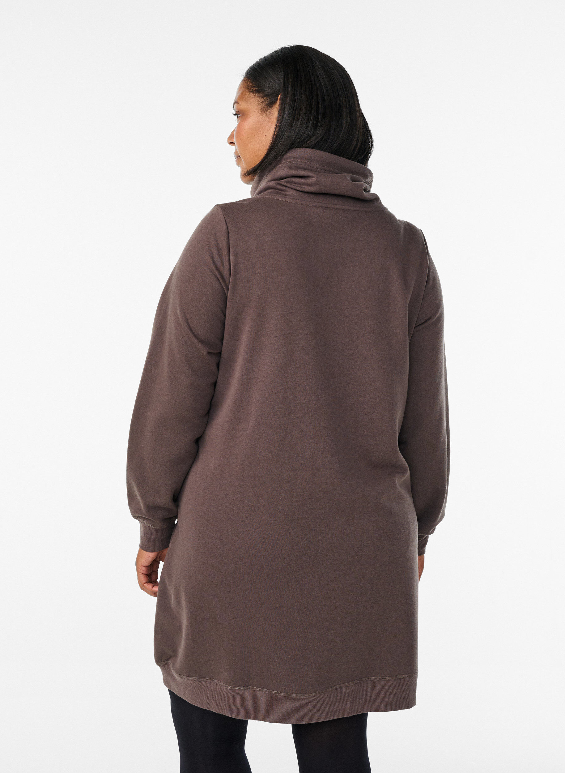 ZizziKort genserkjole med h&oslash;y hals og lommer, Brun, Model image number 2