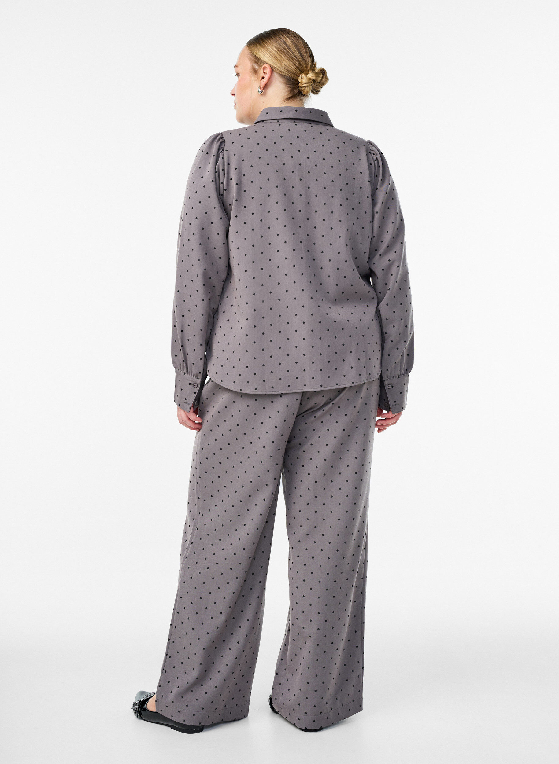 Zizzi Bukser med vide ben og h&oslash;y midje, Gr&aring;, Model image number 1