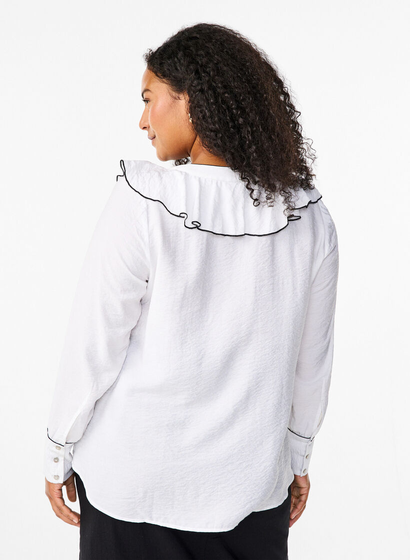 Langermet viskose-skjortebluse med volanger, Hvit, Model image number 2