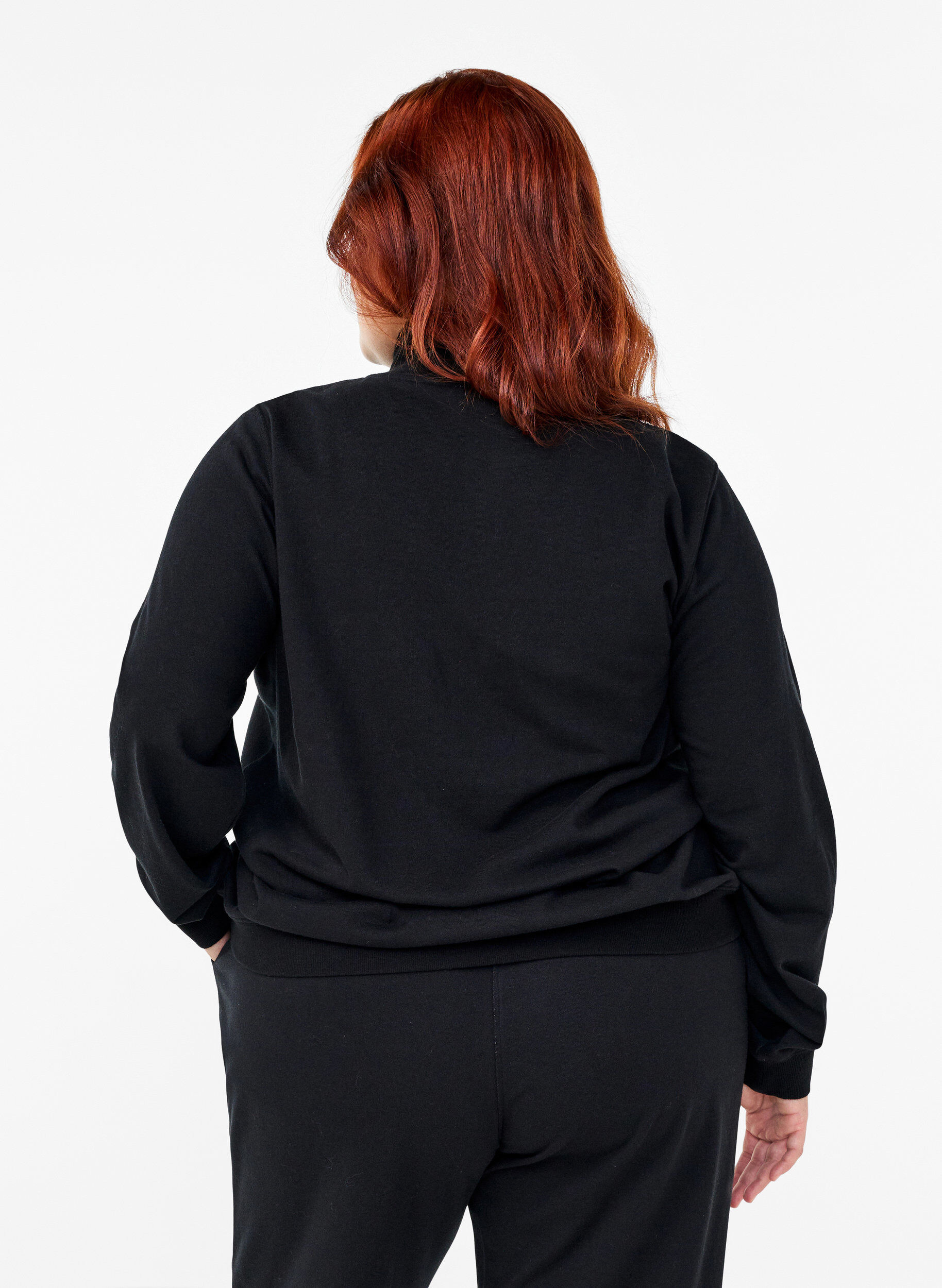 Zizzi H&oslash;yhalset sweatshirt med glidel&aring;s, Svart, Model image number 2