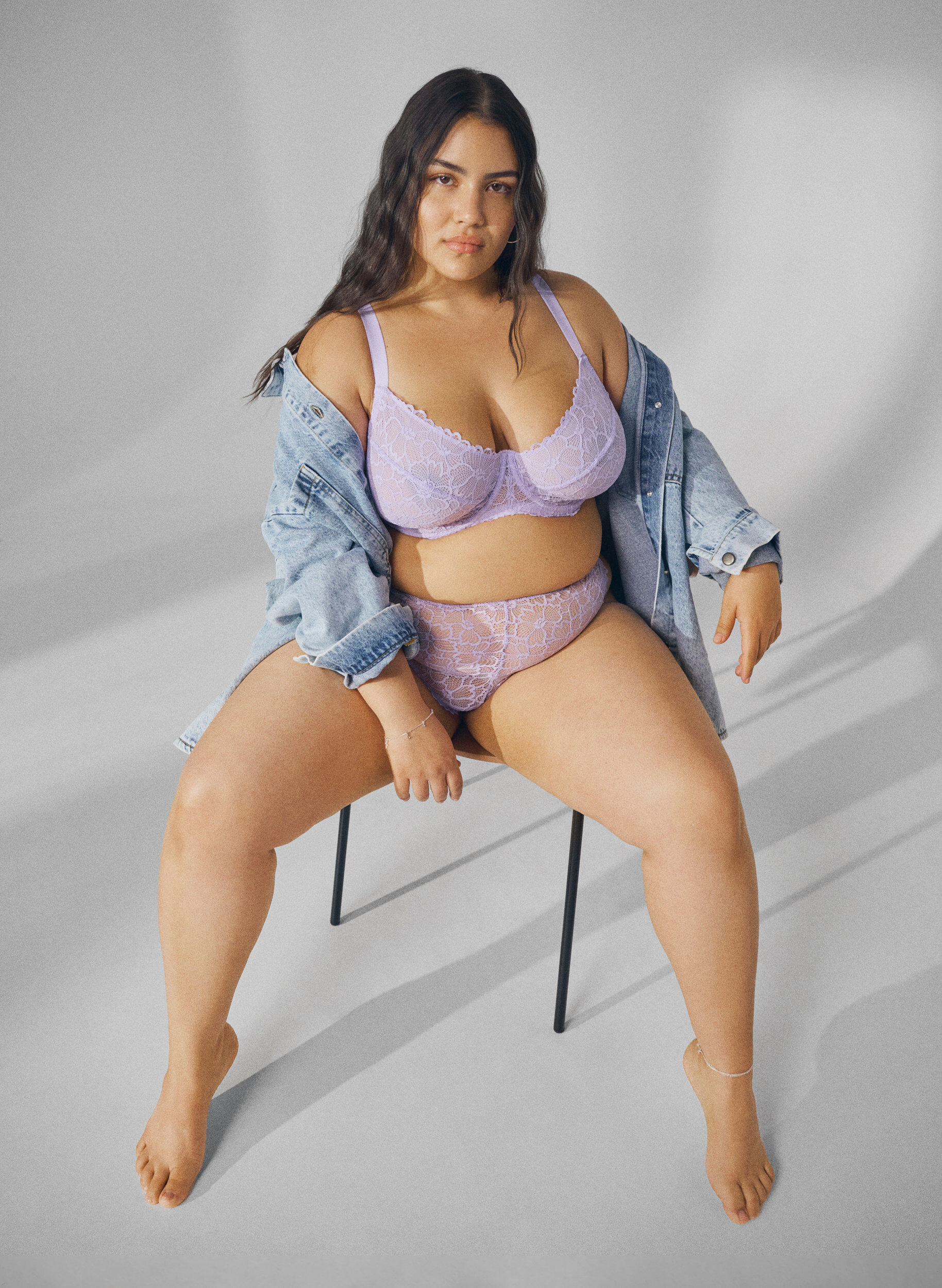 Zizzi Blomstret g-streng i blonde med normalh&oslash;y midje, Lilla, Image image number 0