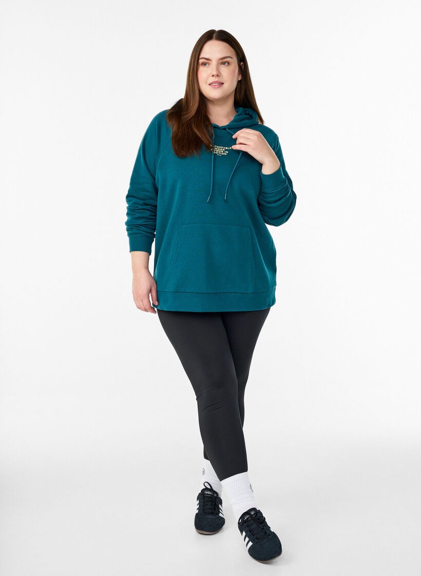 Hettegenser med brodert motiv foran, Gr&oslash;nn, Model image number 1