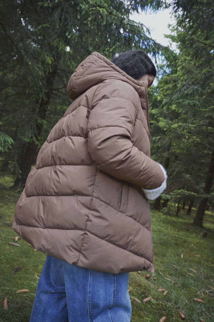 Naturlig varm hverdagsstil, , Model