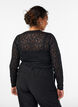 Bluse med blonder, rund hals og slim fit, Svart, Model image number 2