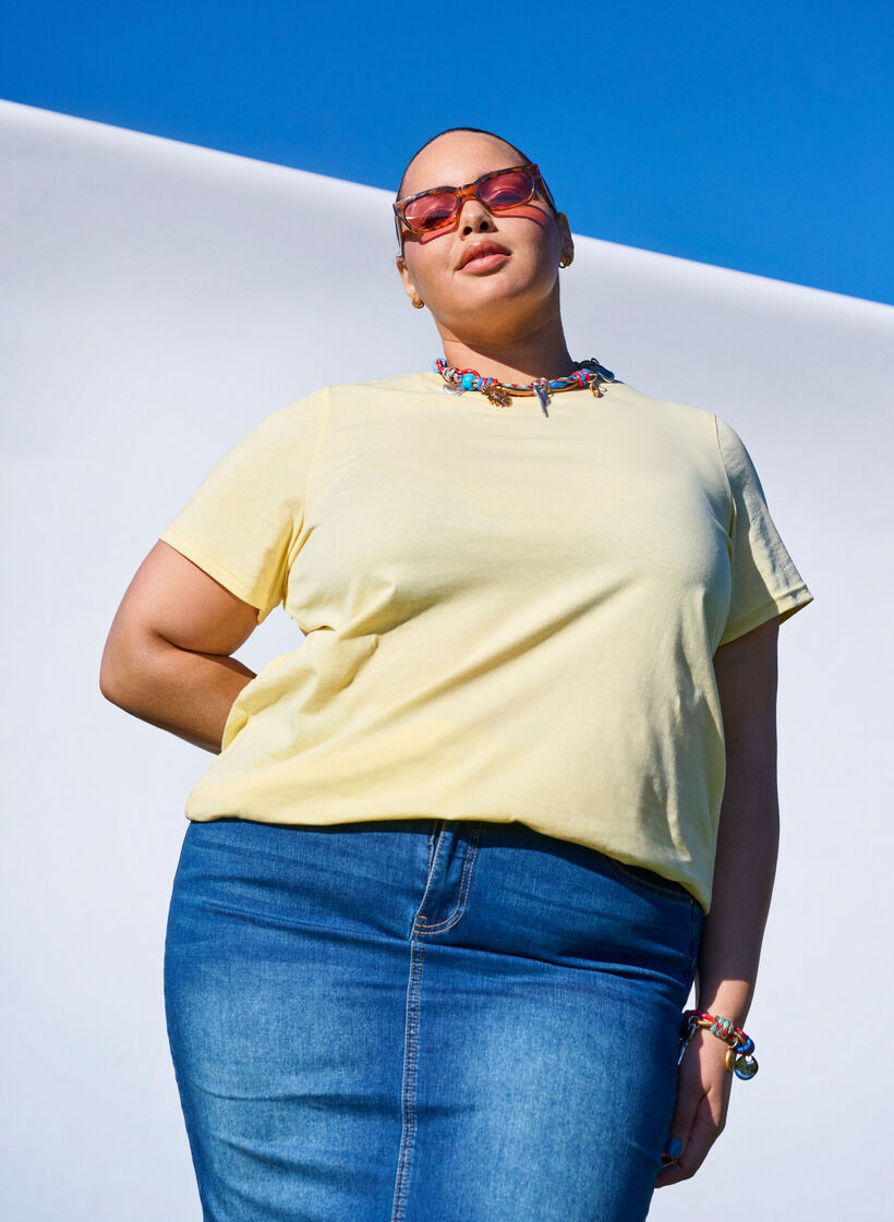 Midiskj&oslash;rt i denim med en splitt foran, Bl&aring;, Image image number 0