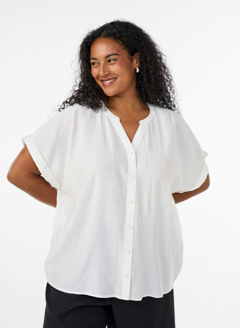 Viskosebluse med knapper og tekstur, Vanilje, Model image number 0