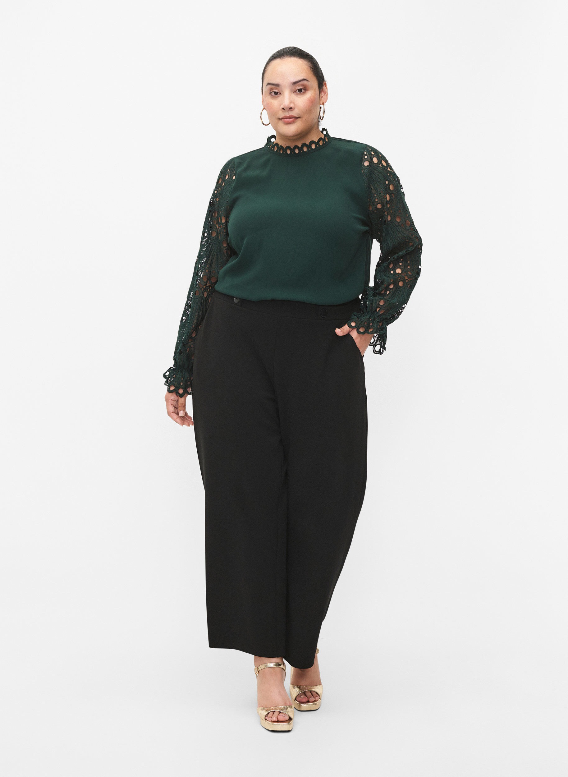 Zizzi Bluse i viskose med crochet ermer, Scarab, Model image number 2