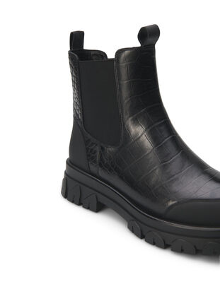 Zizzi Wide fit - Croco Chelsea-støvel i skinn, Black, Packshot image number 4
