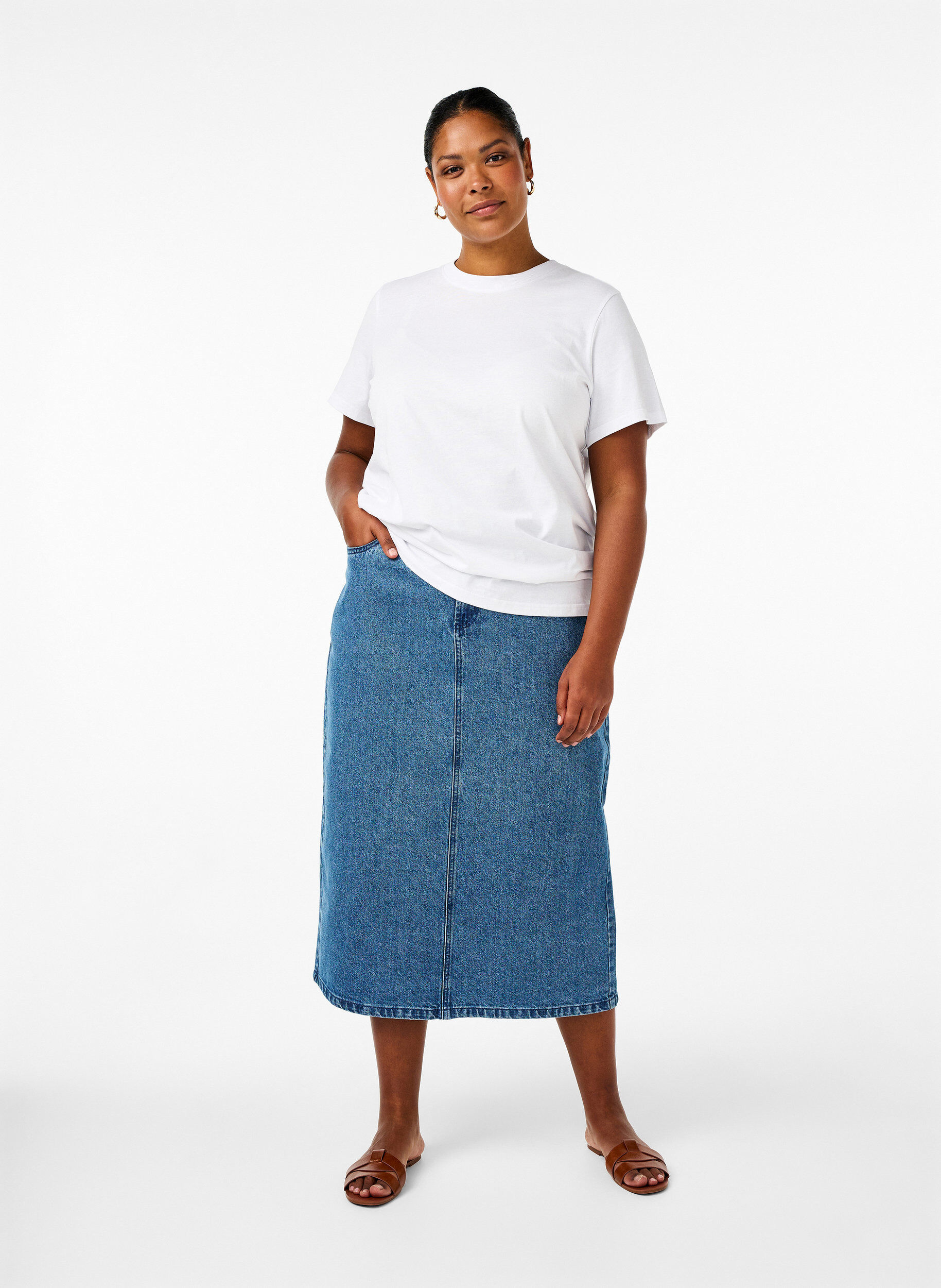 Zizzi Basic T-skjorte i bomull med rund hals, Hvit, Model image number 1