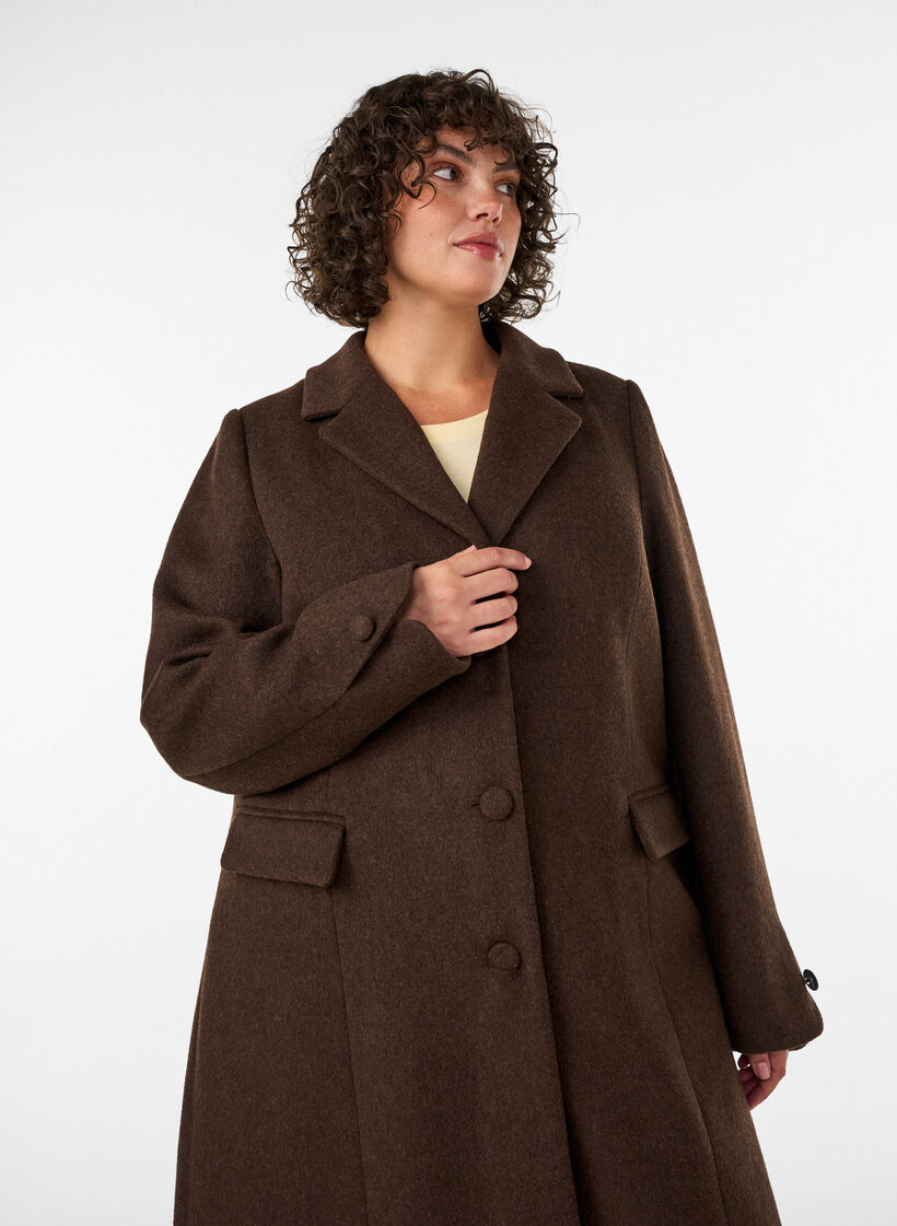 Ullblandet k&aring;pe med slag og knapper, Brun, Model image number 3