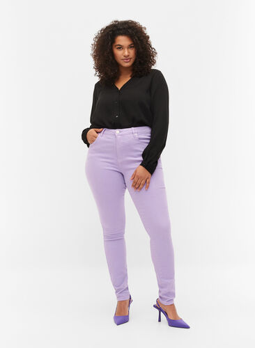 Amy jeans med høyt liv og utrolig slim fit, Lavender, Model image number 0