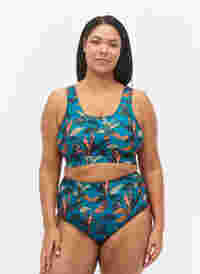 Bikinitruse med høyt liv og mønster, Leaf Print , Model