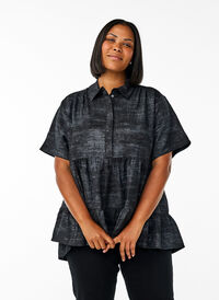Løs bluse med krage og knapper, Svart Løs bluse med krage og knapper, Svart, Model