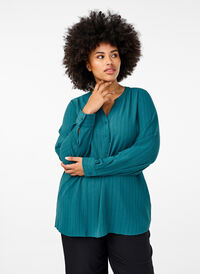 FLASH - Skjortebluse med nålestriper, Grønn FLASH - Skjortebluse med nålestriper, Grønn, Model