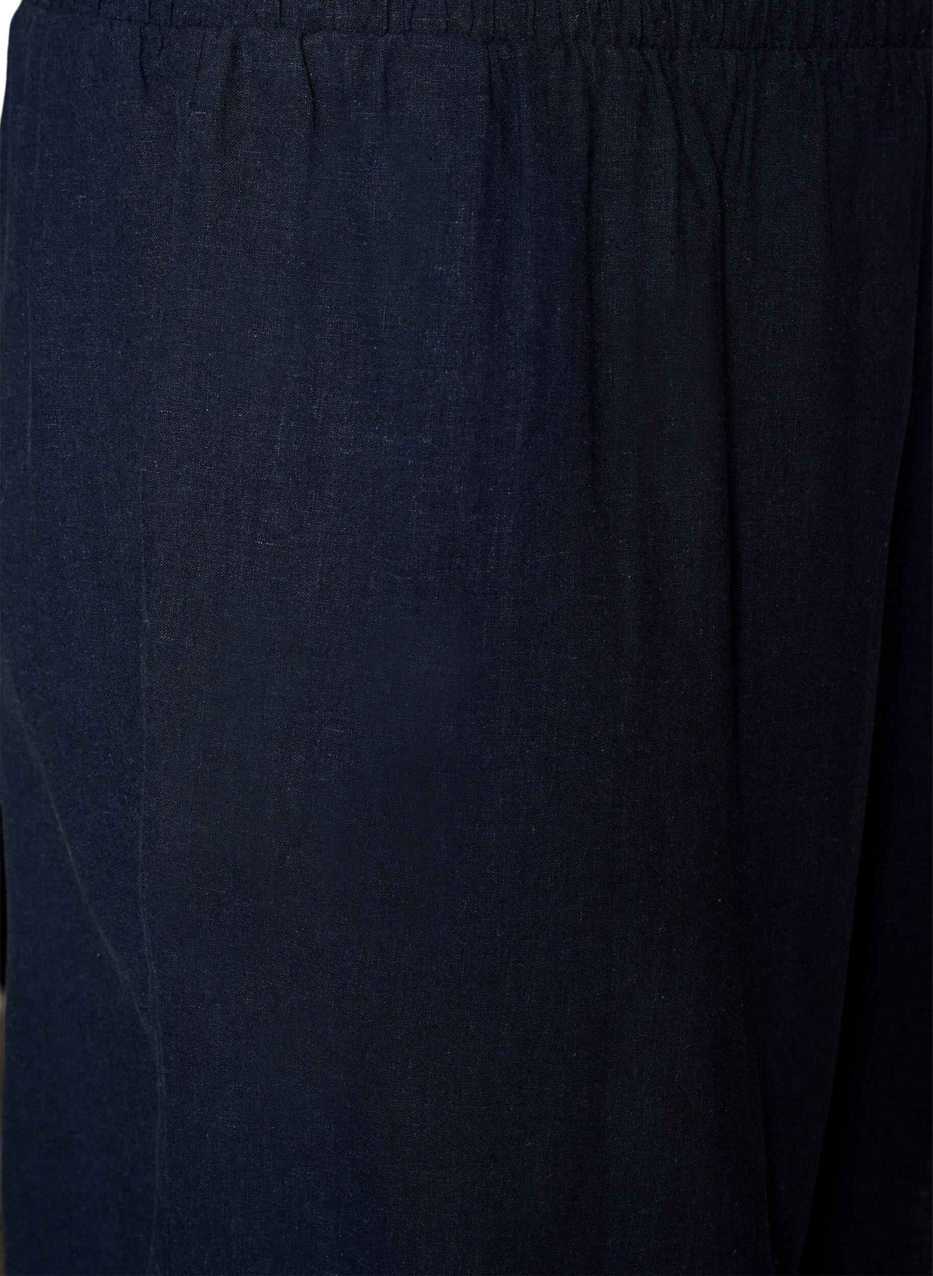 Zizzi H&oslash;ymidjede shorts i lin og viskose, Bl&aring;, Packshot image number 2