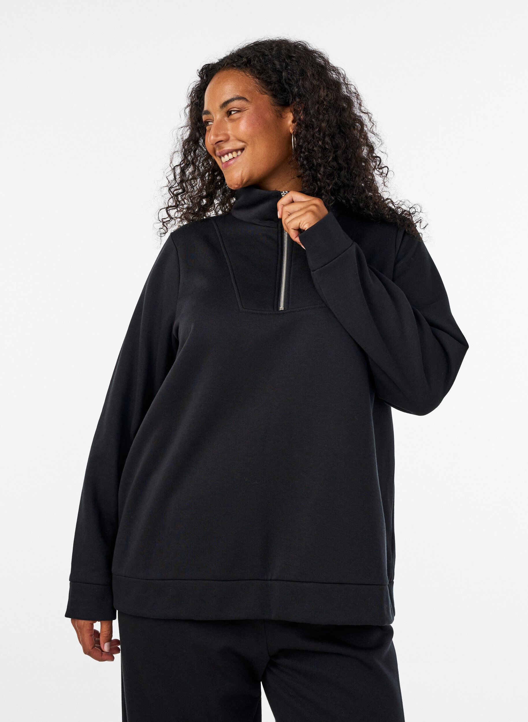 ZizziGenser med h&oslash;y hals og glidel&aring;s, Svart, Model image number 0