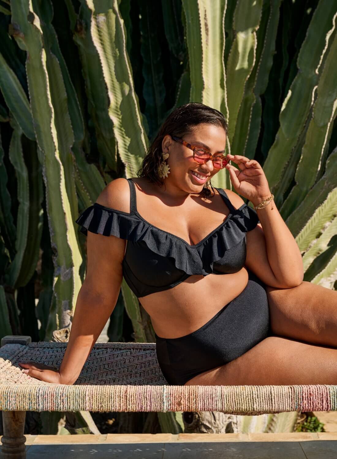 Zizzi Bikinioverdel med volanger, , Model