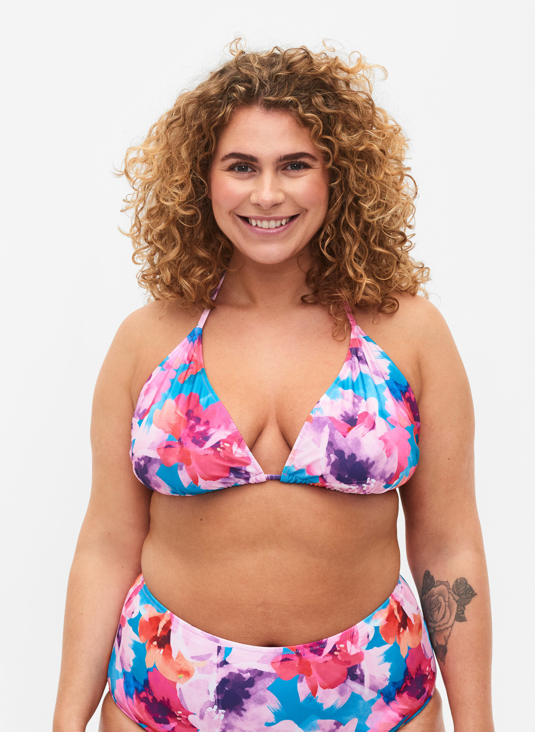 Zizzi Trekantbikini med m&oslash;nster , Rosa, Model image number 0