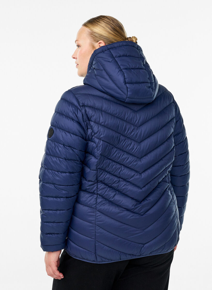 Lettvektsjakke med hette, Blå, Model image number 2