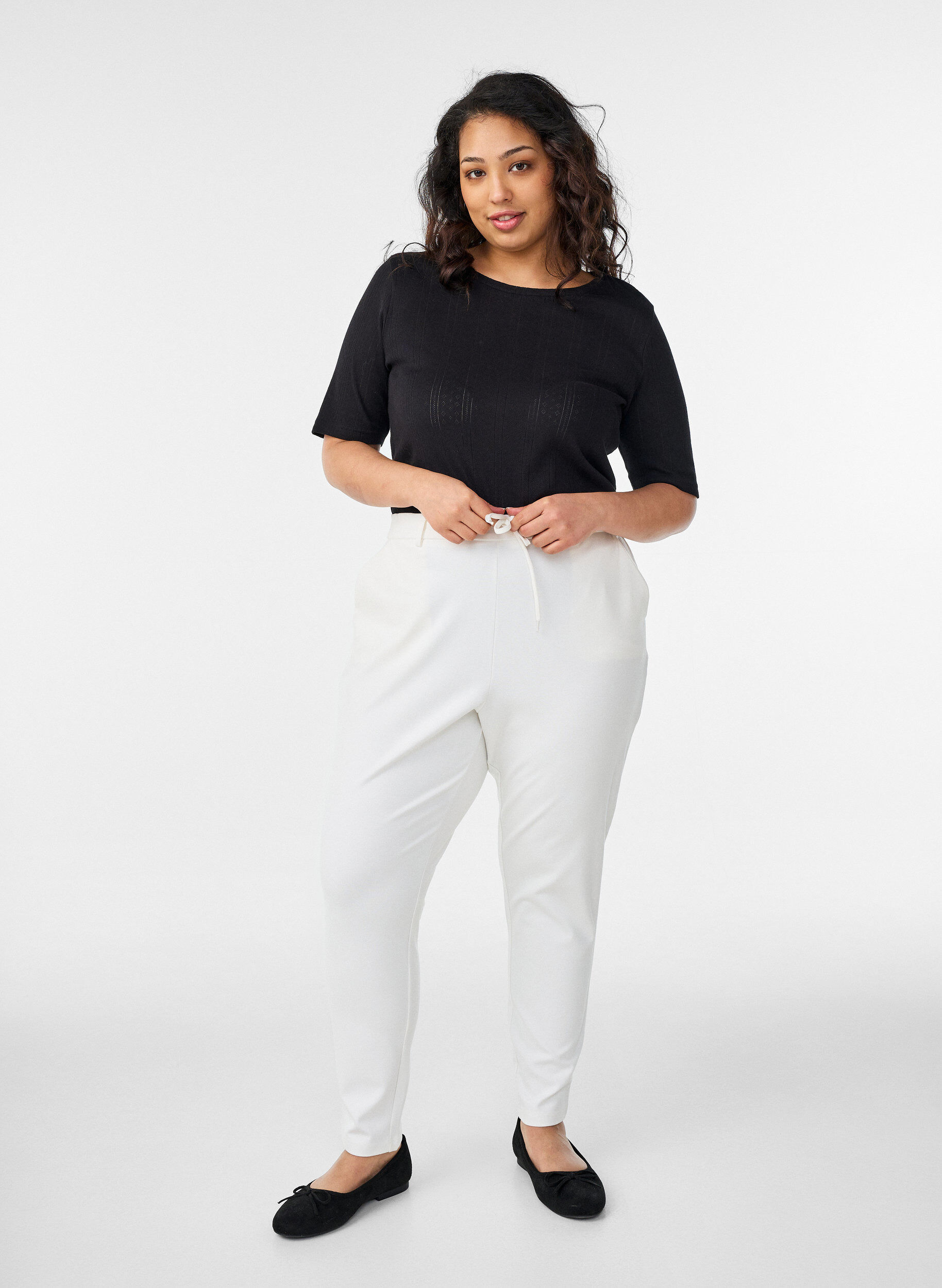 Cropped Maddison-bukser, Hvit, Model