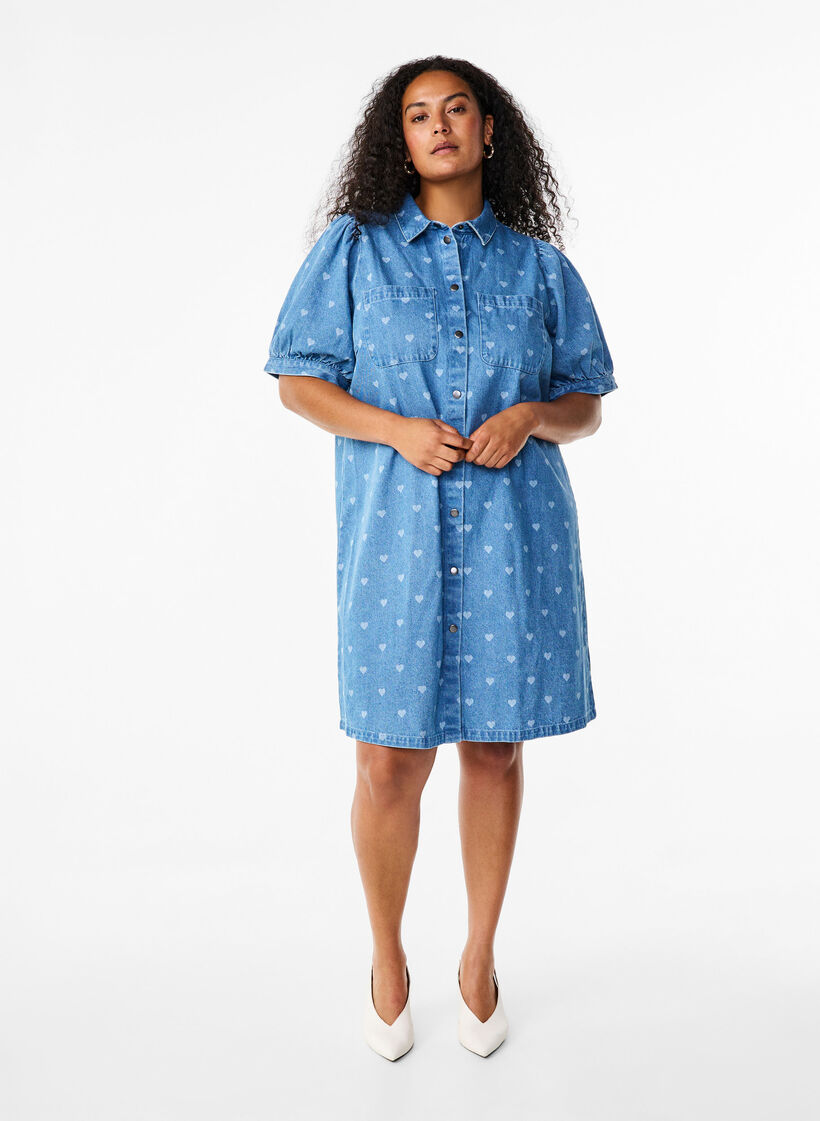 Kortermet denimkjole med hjerteprint, L. Blue D. w. Heart, Model image number 2