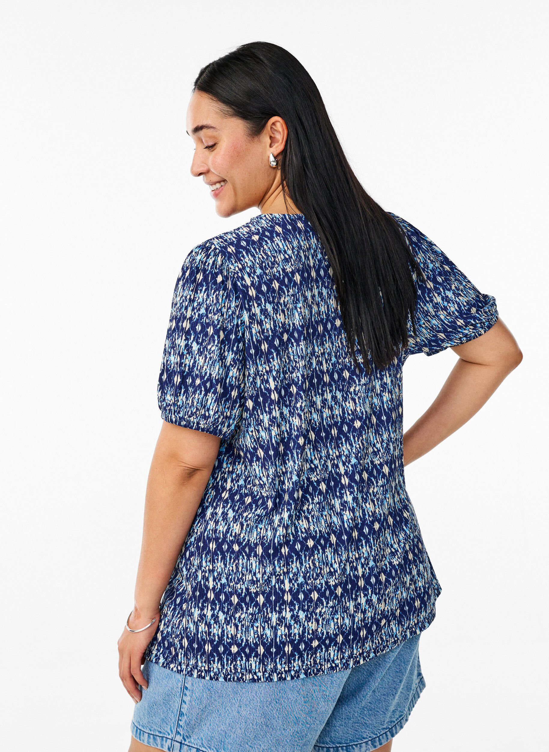Zizzi M&oslash;nstret bluse med korte ermer, Bl&aring;, Model image number 2