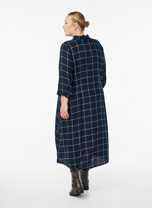 Zizzi Lang rutete skjortekjole, Blue Beige Check, Model image number 1