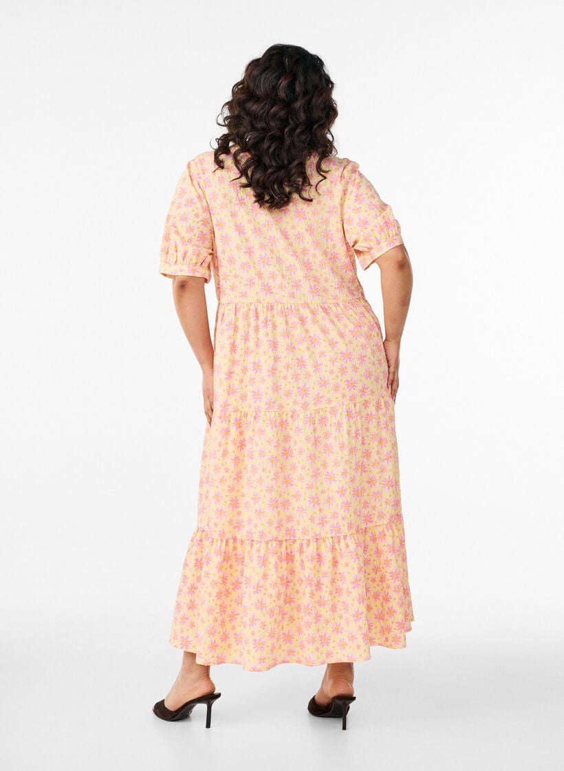 Ankellang kjole med korte ermer og lagdelte volanger, Gul, Model image number 1