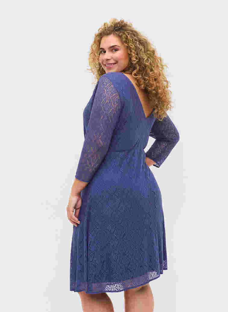 Blondekjole med V-hals og 3/4-ermer, Deep Cobalt, Model
