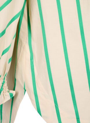 Stripete tunika i bomull med smock og volanger, Beige Green Stripe, Packshot image number 3