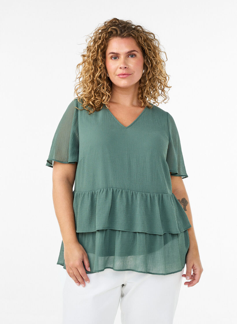 Bluse med V-hals og volanger, Gr&oslash;nn, Model image number 0