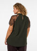 Bluse med korte blondeermer og h&oslash;y hals, Gr&oslash;nn, Model image number 2