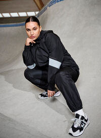 Kul og sporty, , Model